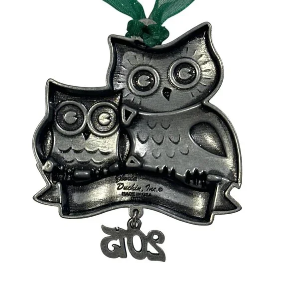 Gloria Duchin Pewter Owl Ornament "Happy Holidays" 2015 Christmas Made In USA - Picture 2 of 3